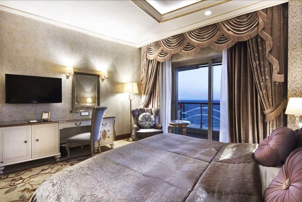 Merit Royal Hotel & Casino Karavas  외부 사진