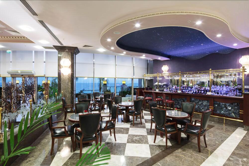 Merit Royal Hotel & Casino Karavas  외부 사진