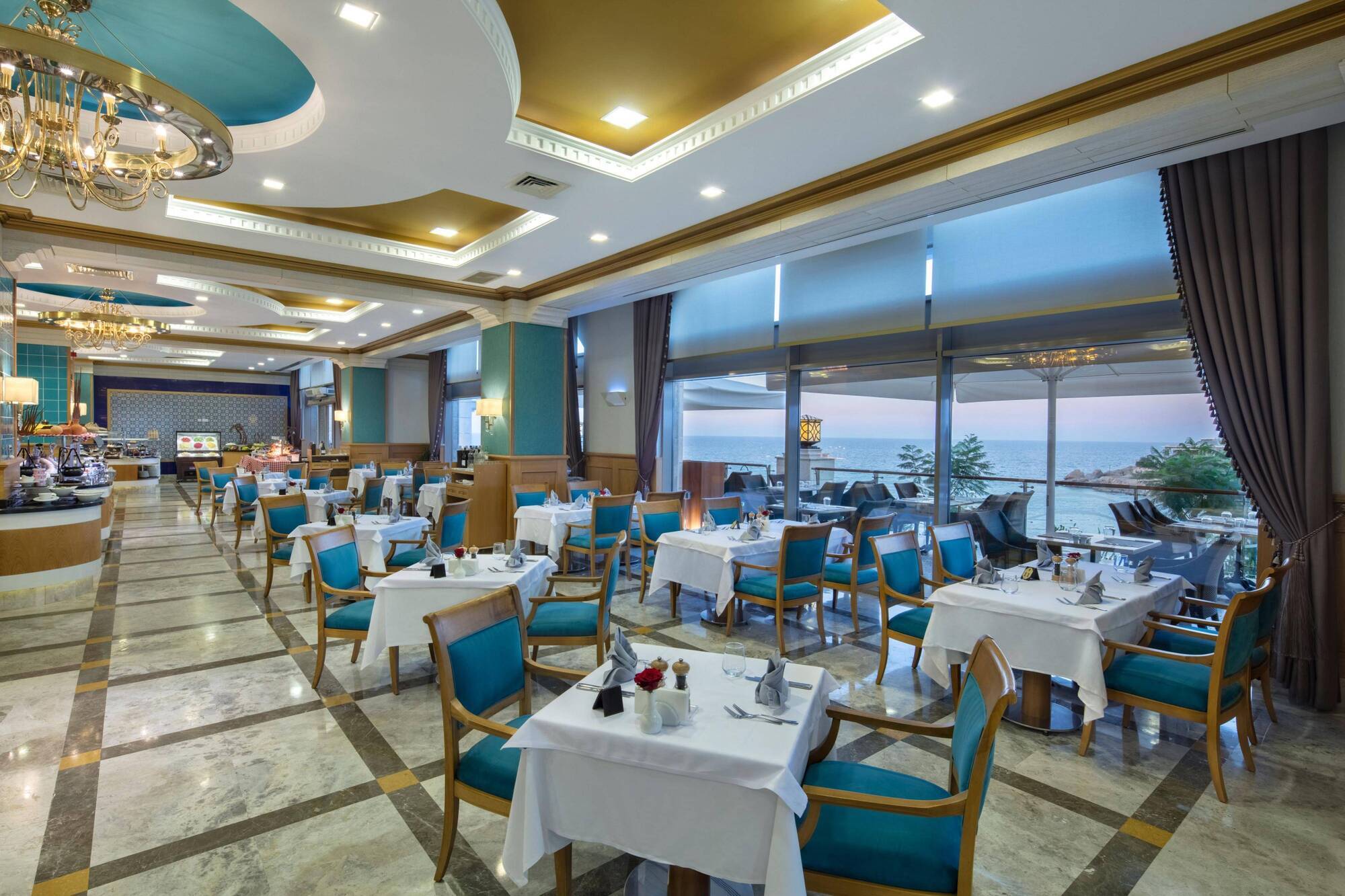 Merit Royal Hotel & Casino Karavas  외부 사진