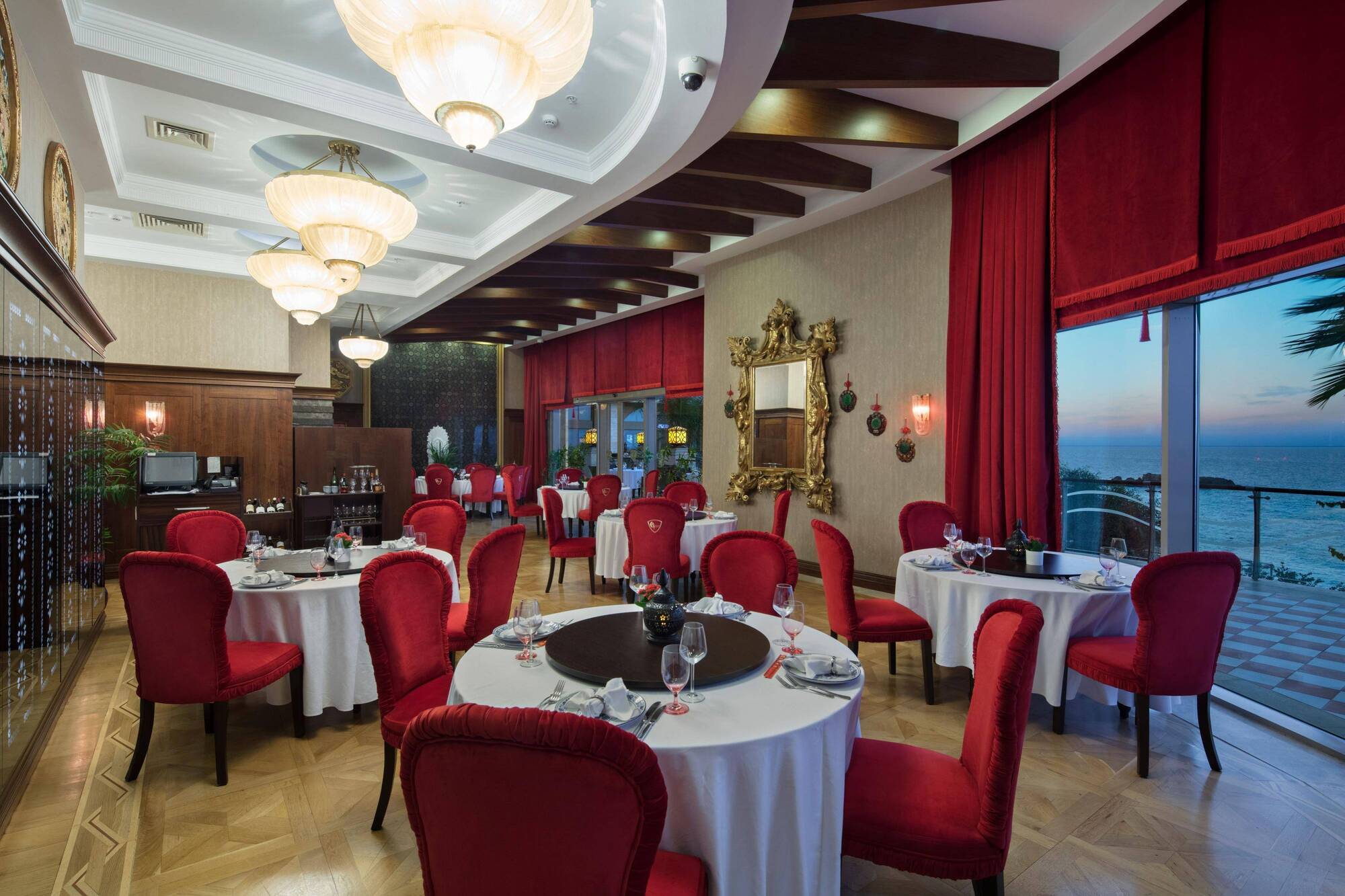 Merit Royal Hotel & Casino Karavas  외부 사진